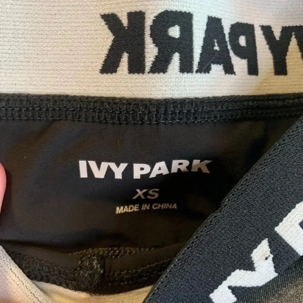 Ivy Park cropped leggings Size XS - Picture 4 of 5